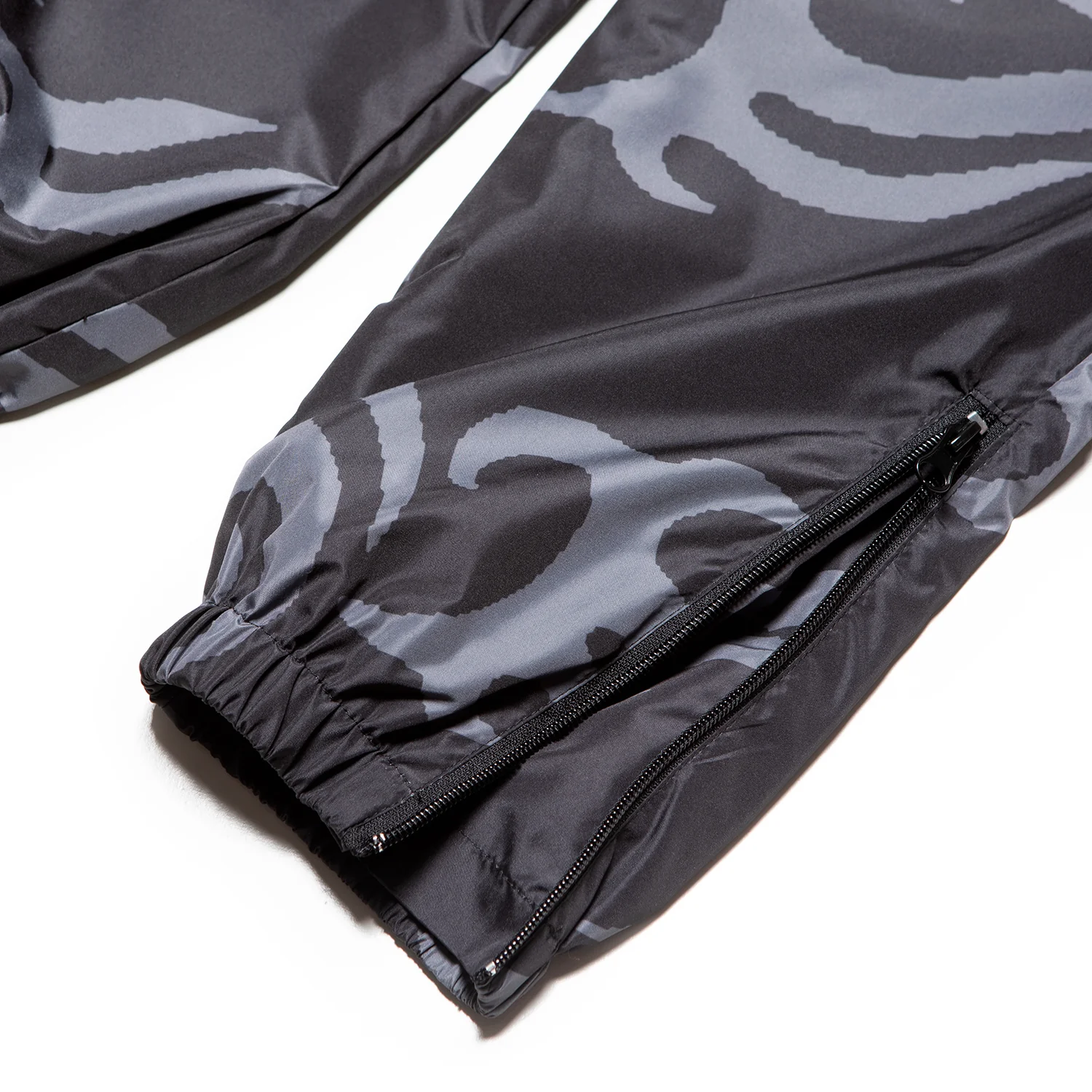 Outdoor Genetics All Over Print Windbreaker Pants - Image 5