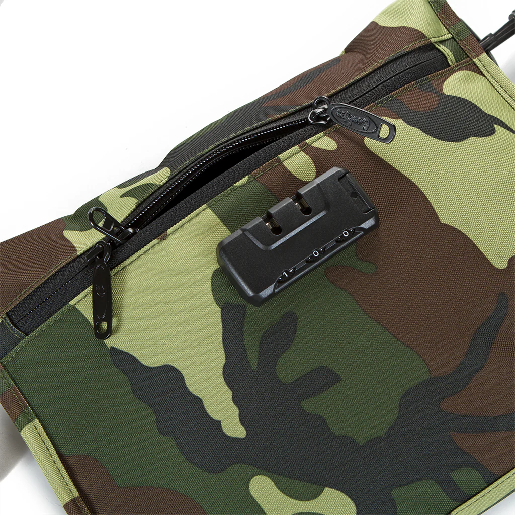 The Bizznizz Smell Proof Shoulder Bag - Image 3